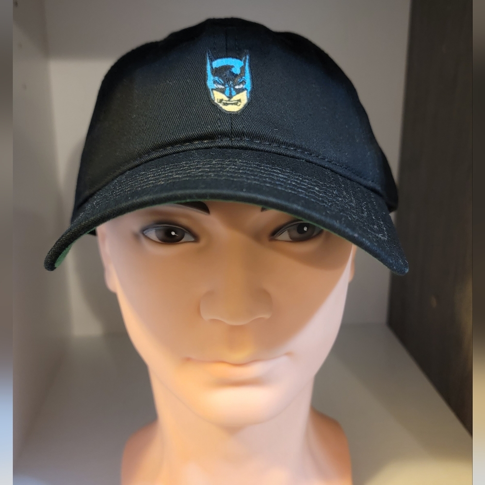 BNWOT Batman Strapback Adjustable Hat